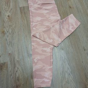 Athleta Elation Camo 7/8 Tight 2X
